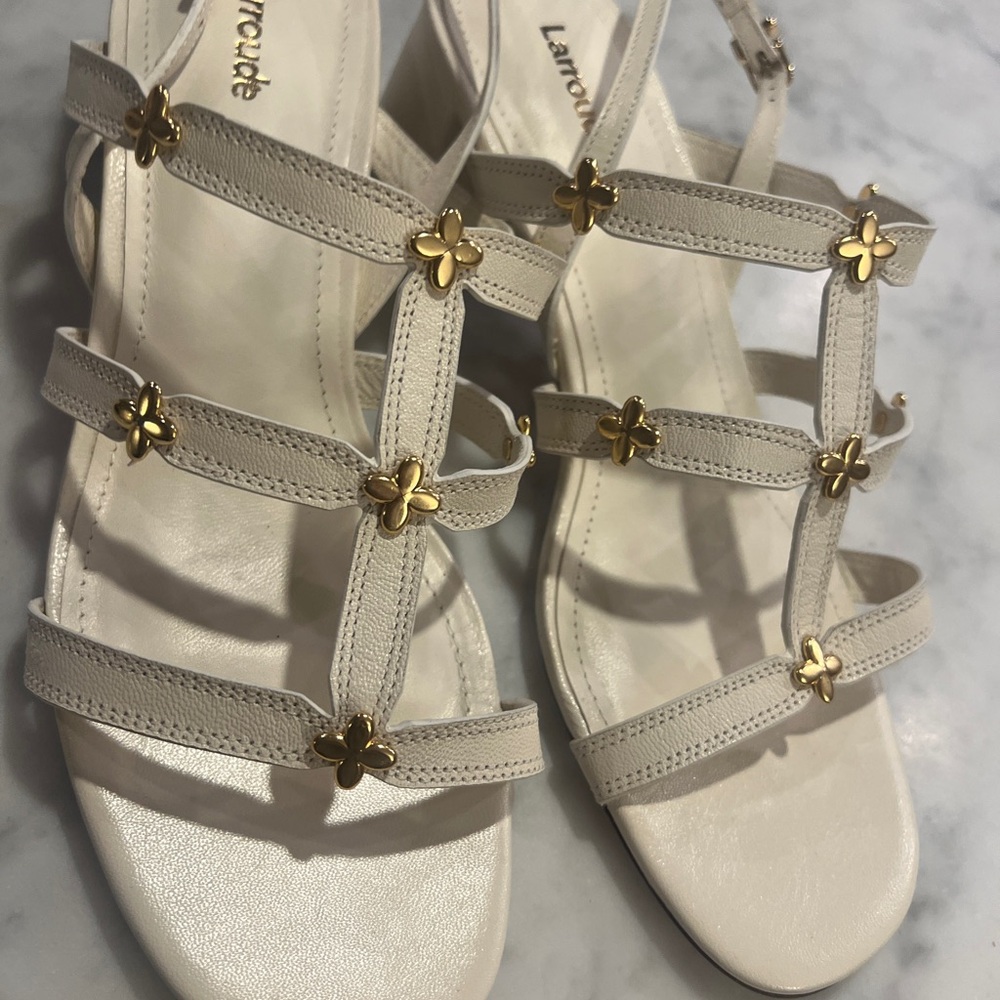 Larroudé Harmony Block Heel Sandals White w/ Gold Sz 9 - Picture 4 of 16